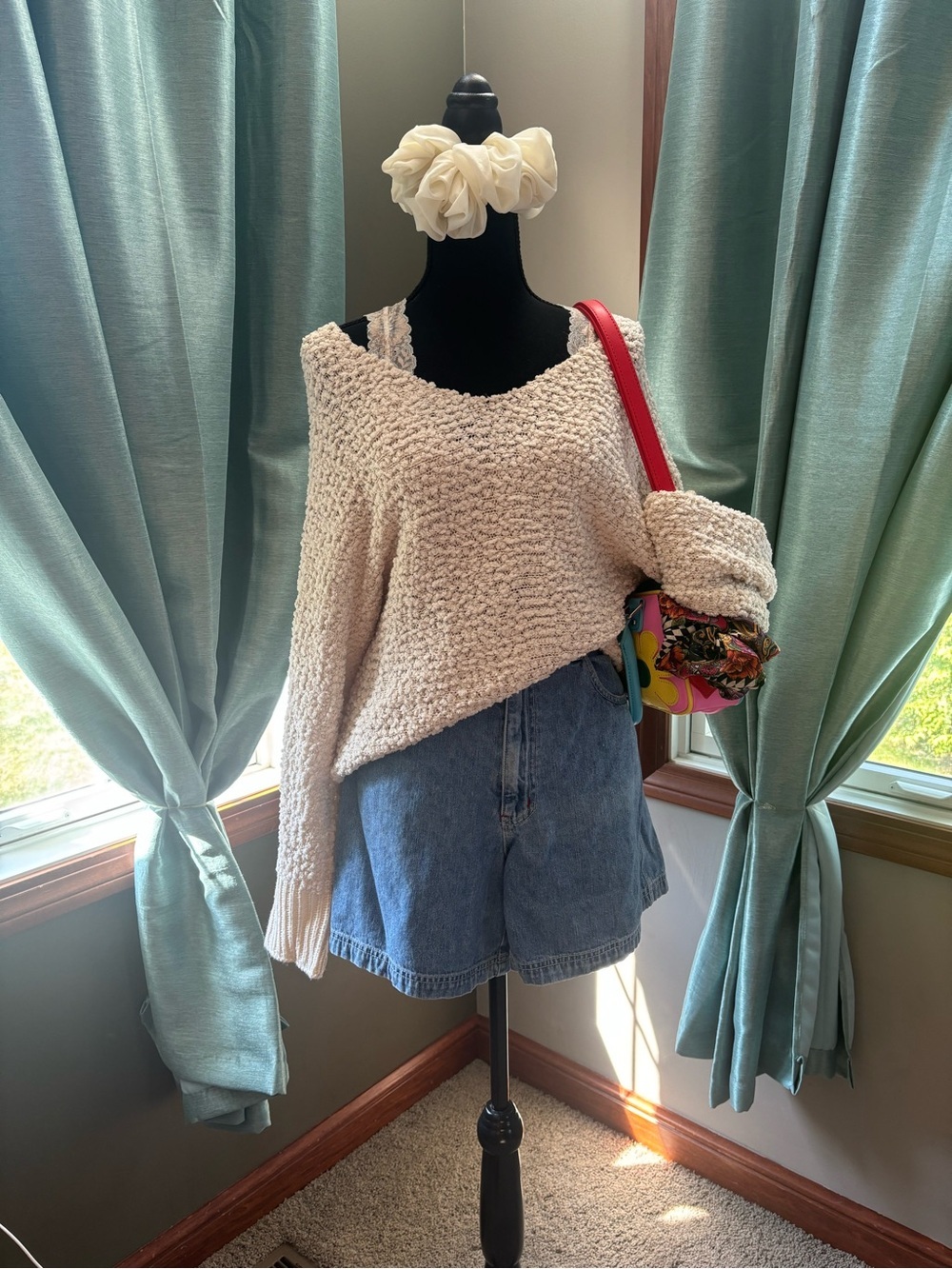Alter’d State Cream Popcorn Textured Knit Sweater Cozy Oversized Pullover cute